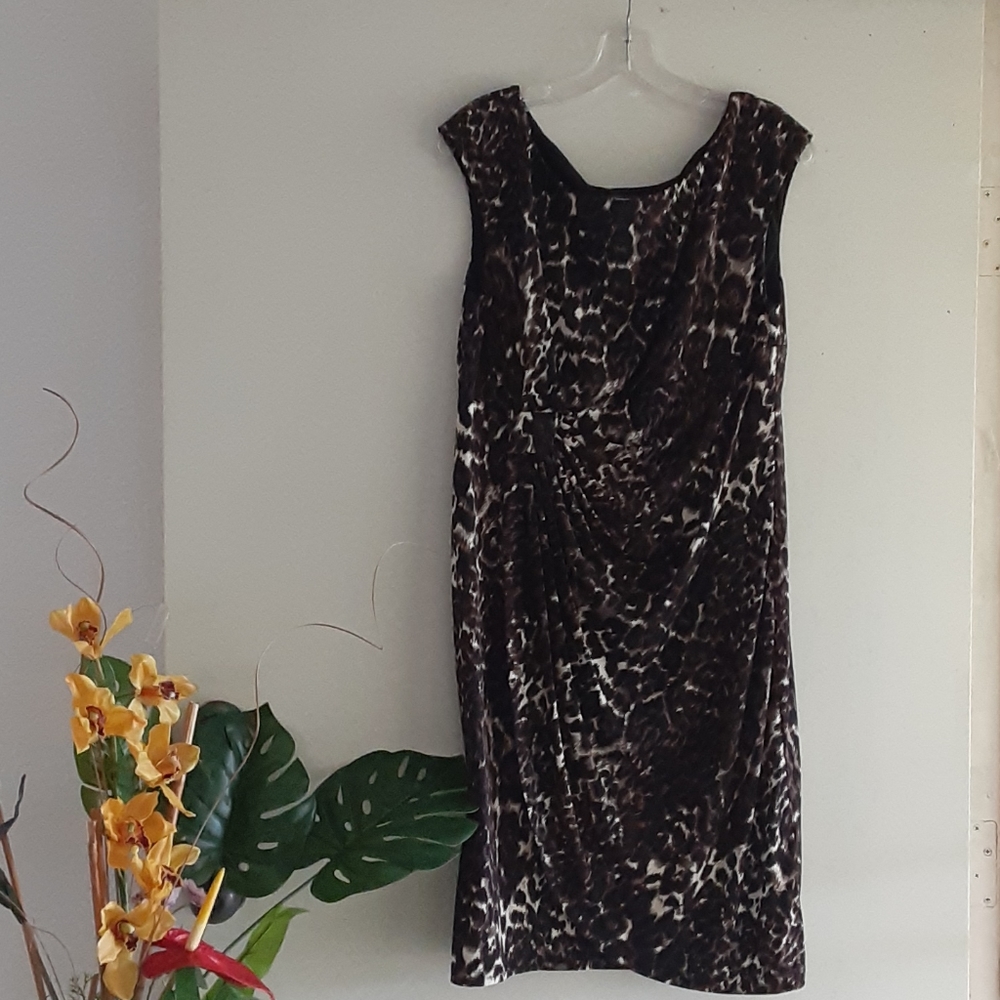 🆕️Connected Petite Size 14 Leopard Print Dress